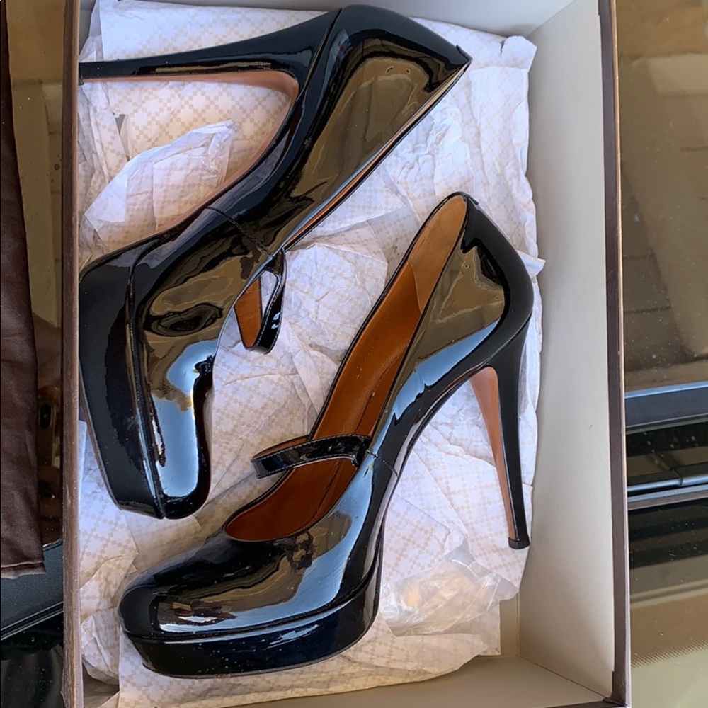 Womens Gucci Heels - Picture 5 of 6